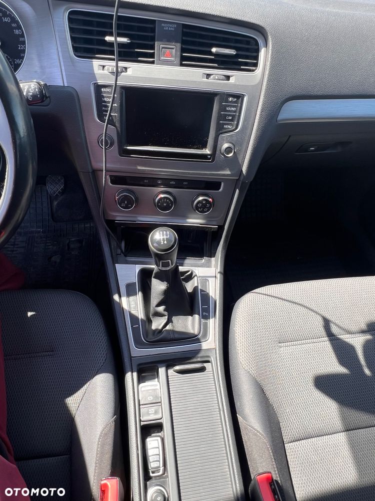 Volkswagen Golf 1.6 TDI BlueMotion Trendline - 10