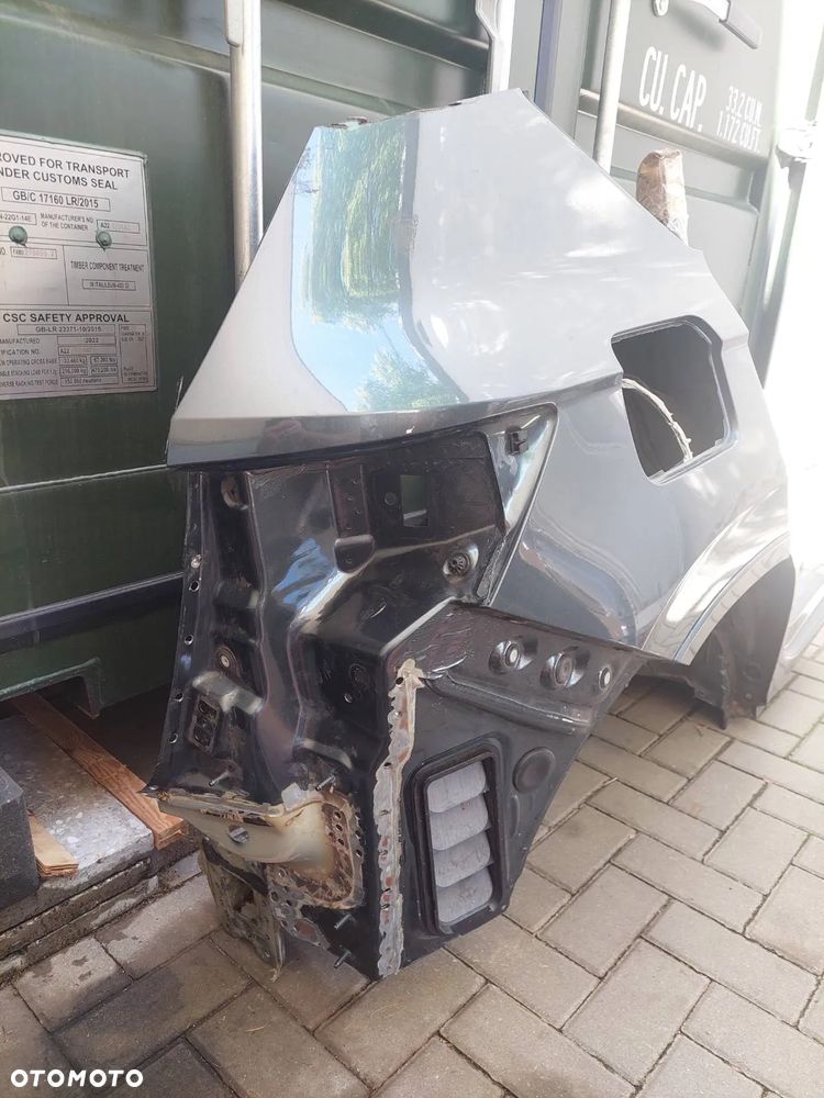 Seat Ateca Cupra Ateca Blotnik tylny prawy cwiartka - 8