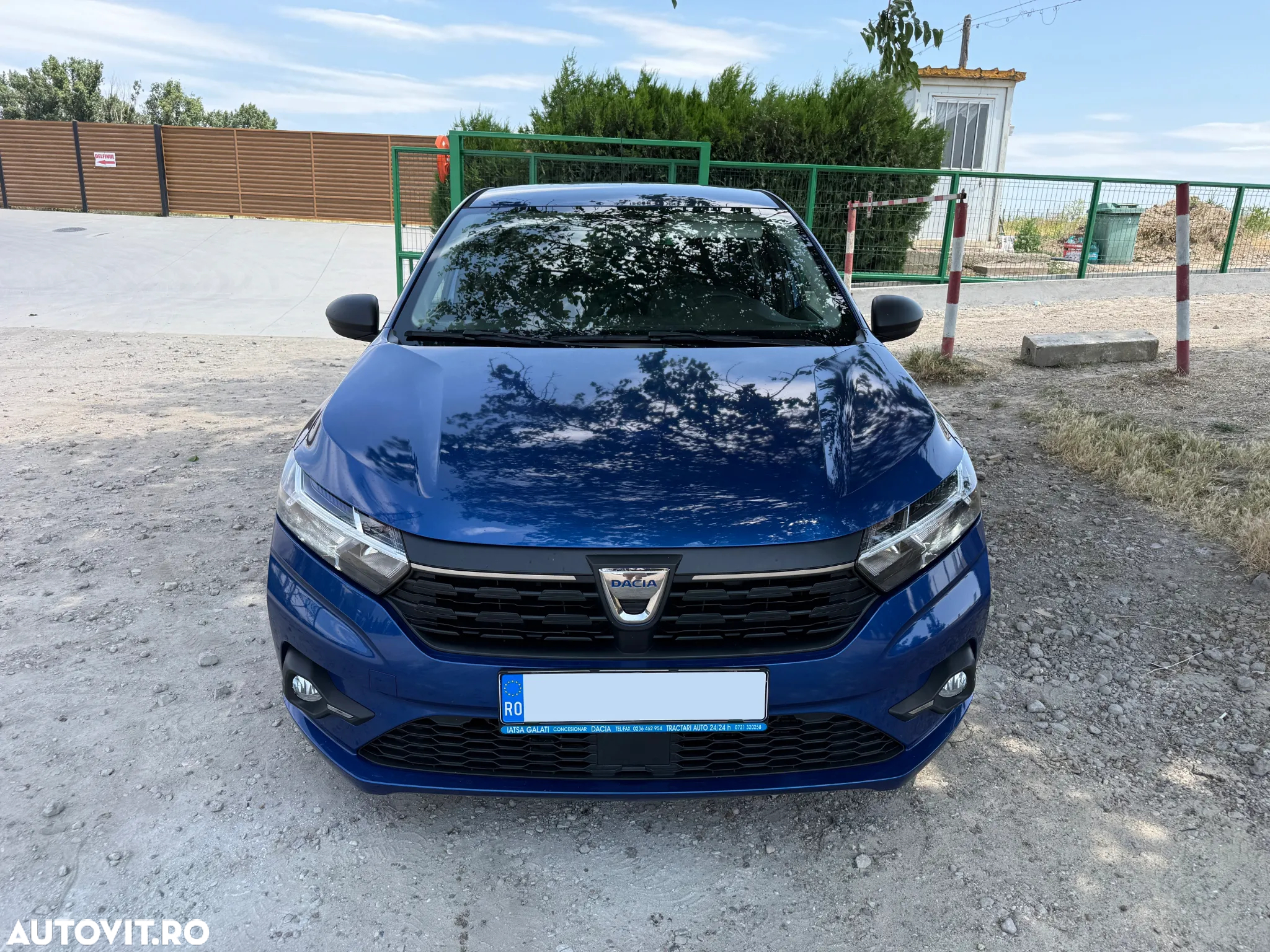 Dacia Logan TCe 90 Essential - 2