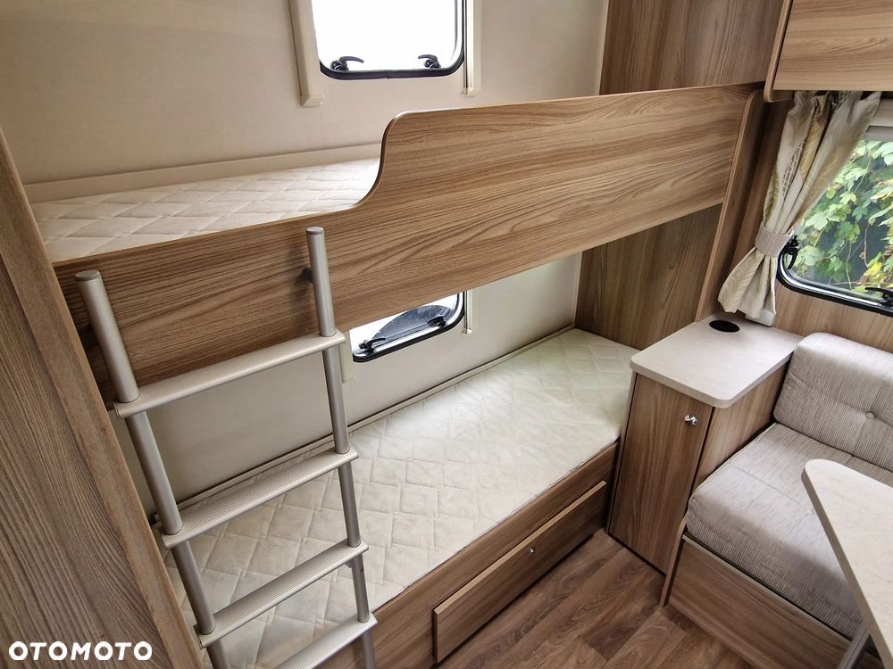 SWIFT Charisma 565 SE LUX - 12