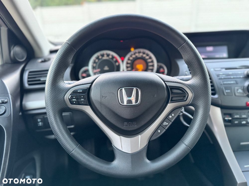 Honda Accord 2.0 Comfort - 11