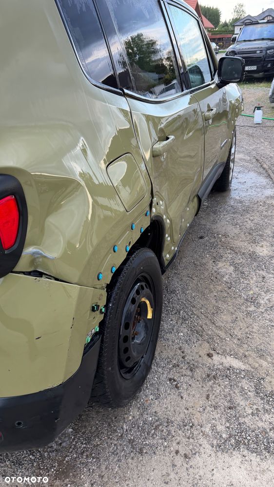 Jeep Renegade - 14