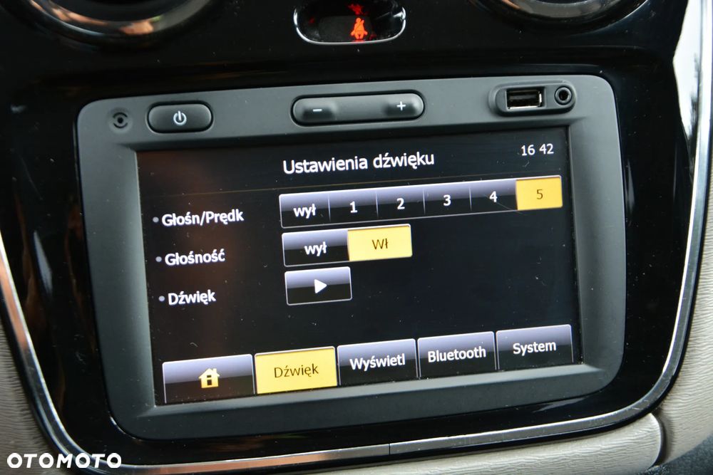 Dacia Lodgy 1.6 MPI 85 Laureate - 22