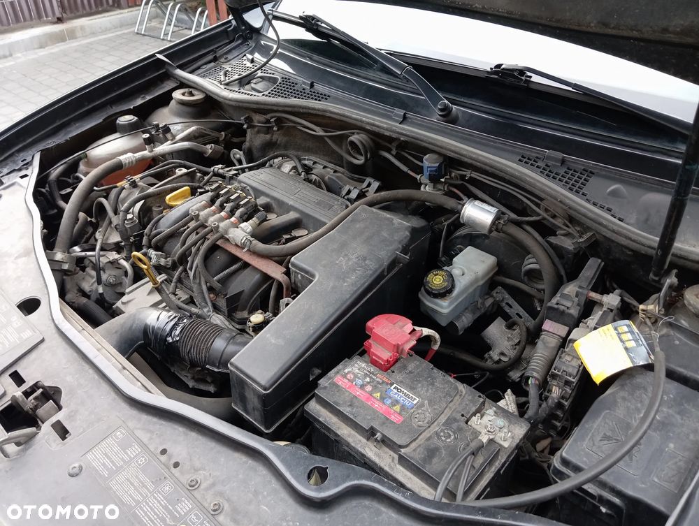 Dacia Duster 1.6 Laureate - 31