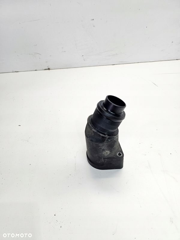 RURA TURBO INTERCOOLERA AUDI A4 B9 A5 2.0 TDI 04L131111T - 2