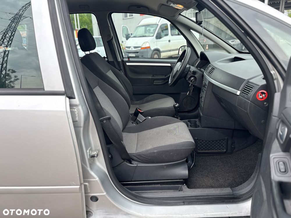 Opel Meriva 1.6 16V Cosmo - 15