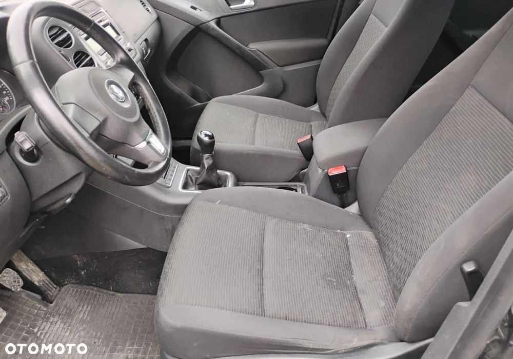 Volkswagen Tiguan - 8