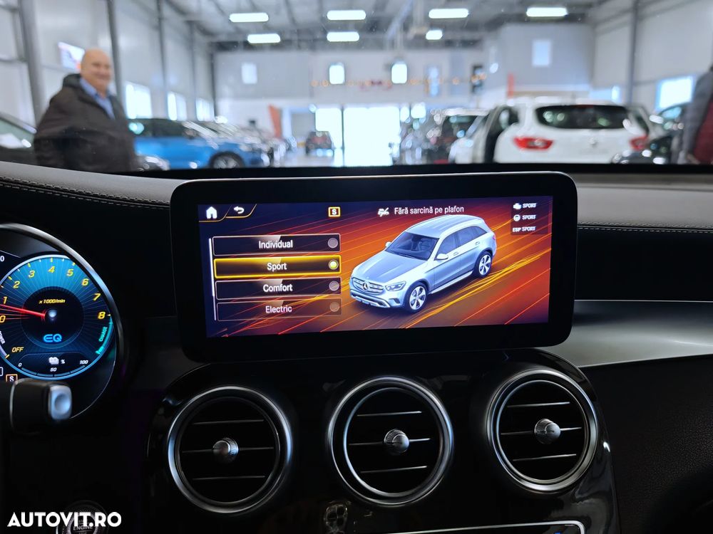 Mercedes-Benz GLC 300 e 4MATIC - 20