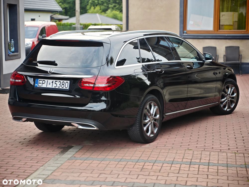 Mercedes-Benz Klasa C 220 d 9G-TRONIC - 24