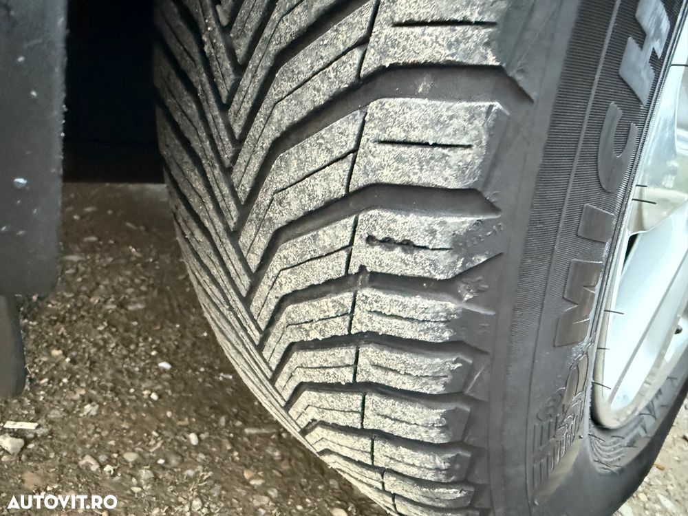 Hyundai Tucson blue 1.7 CRDi 2WD DCT Style - 33