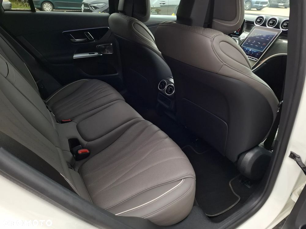 Mercedes-Benz GLC 300 d mHEV 4-Matic AMG Line - 25