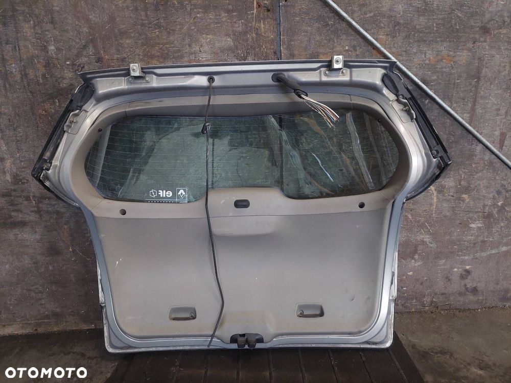 KOMPLETNY TYŁ KLAPA BAGAŻNIKA ZDERZAK LAMPY RENAULT SCENIC II TEA19 - 10