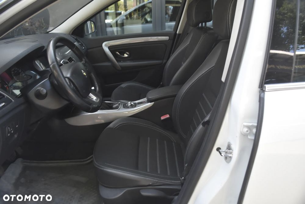 Renault Laguna dCi 110 FAP Dynamique - 7