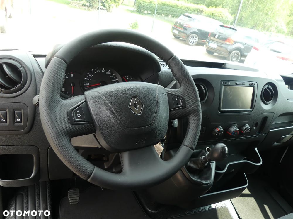 Renault Master - 15
