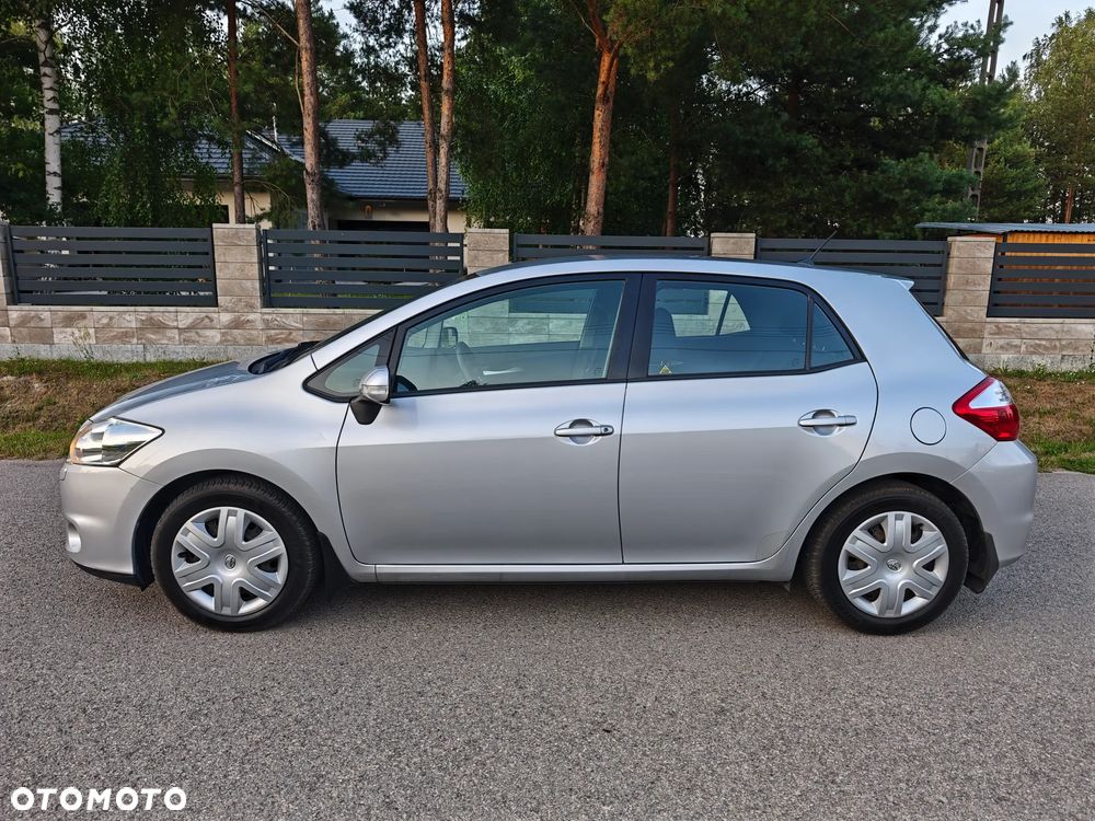 Toyota Auris 1.6 Valvematic Life - 4
