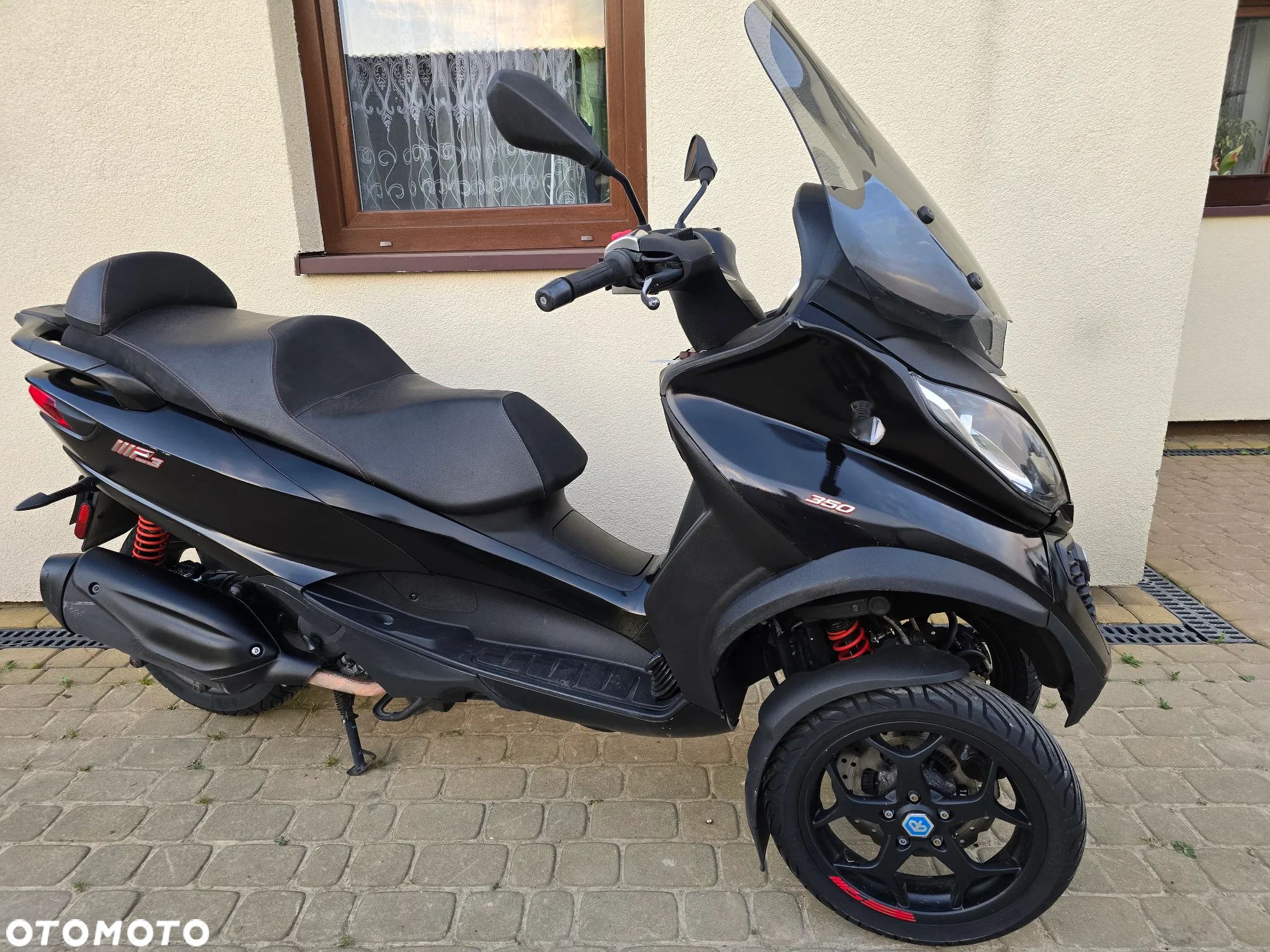 Piaggio MP-3 - 1