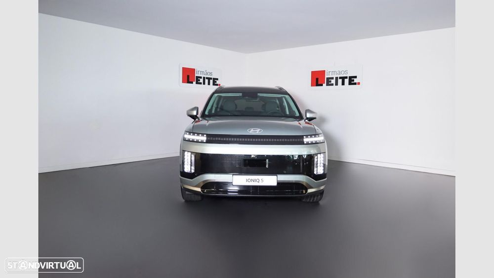 Hyundai Ioniq 9 110.3 kWh Calligraphy — photo 2