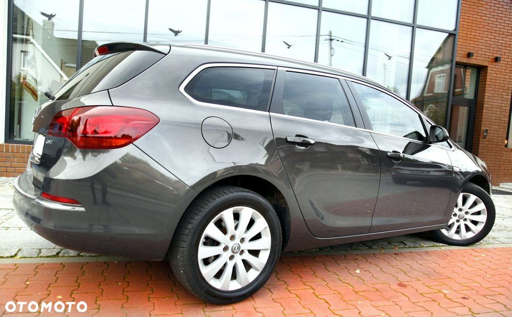 Opel Astra 2.0 CDTI Automatik Exklusiv - 28