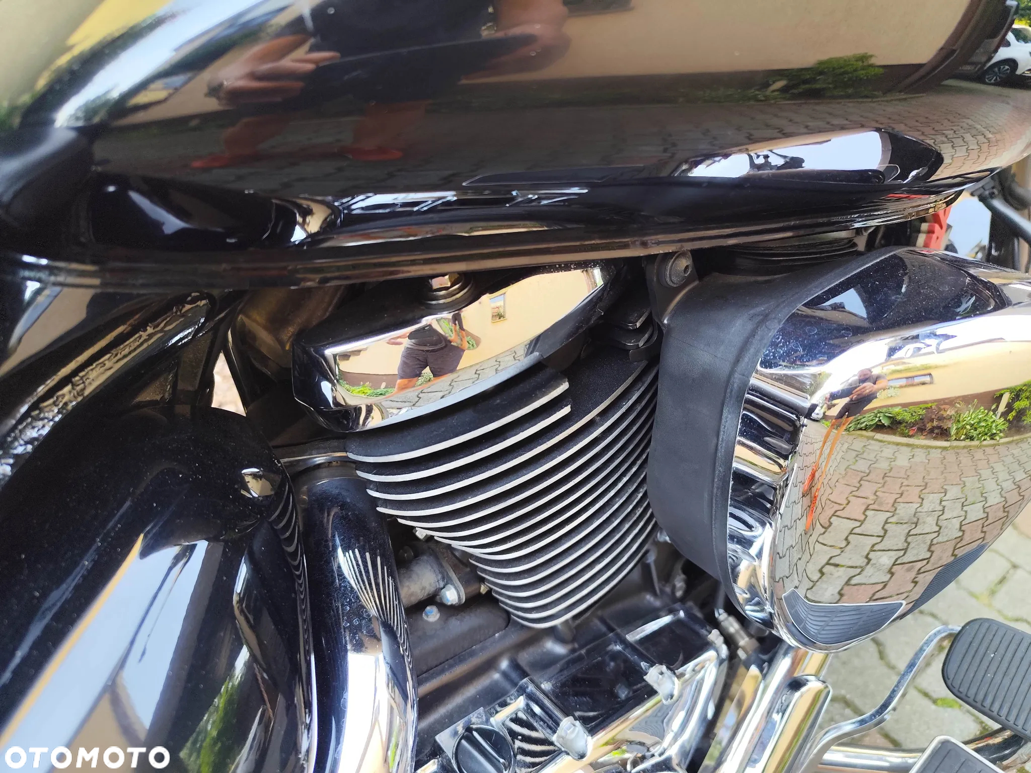 Suzuki Intruder - 10