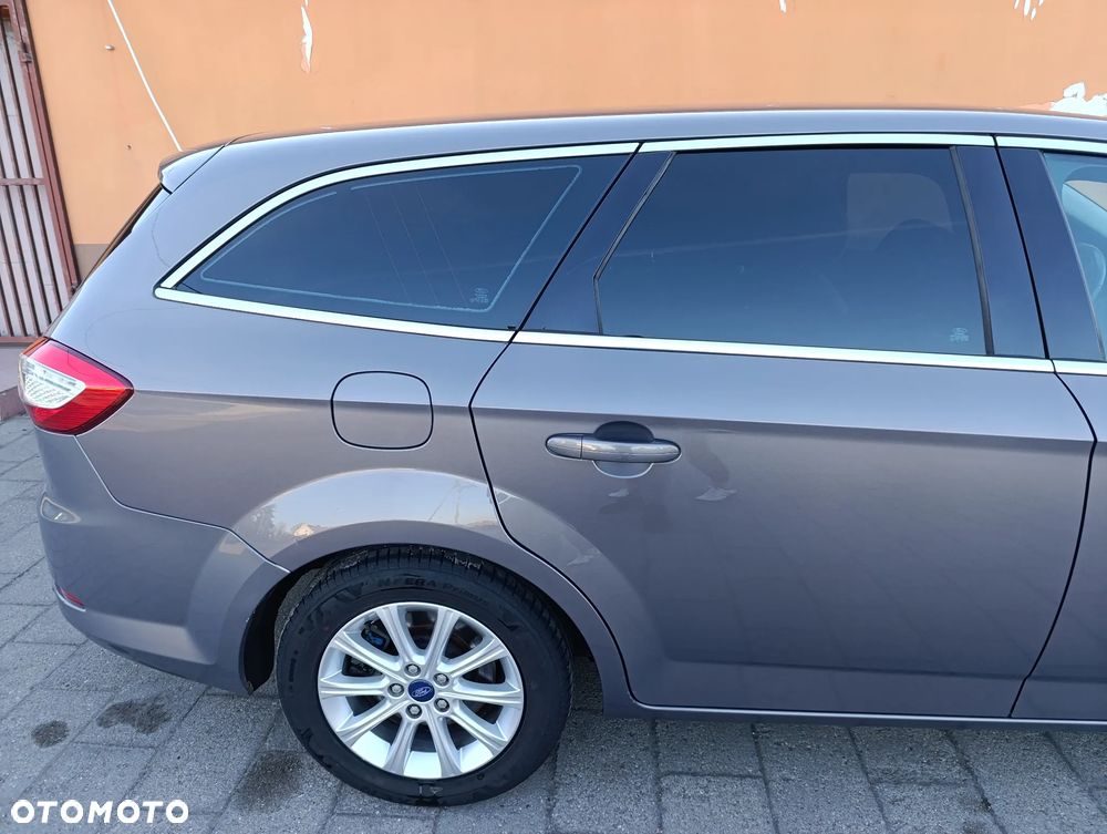 Ford Mondeo 2.0 TDCi Ambiente - 12