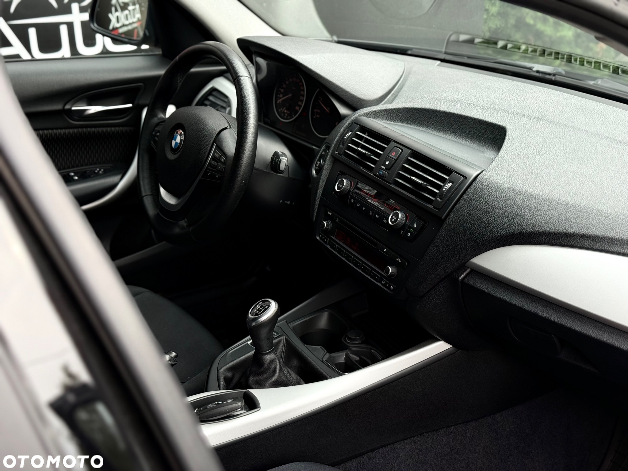 BMW Seria 1 120d Sport Line - 33