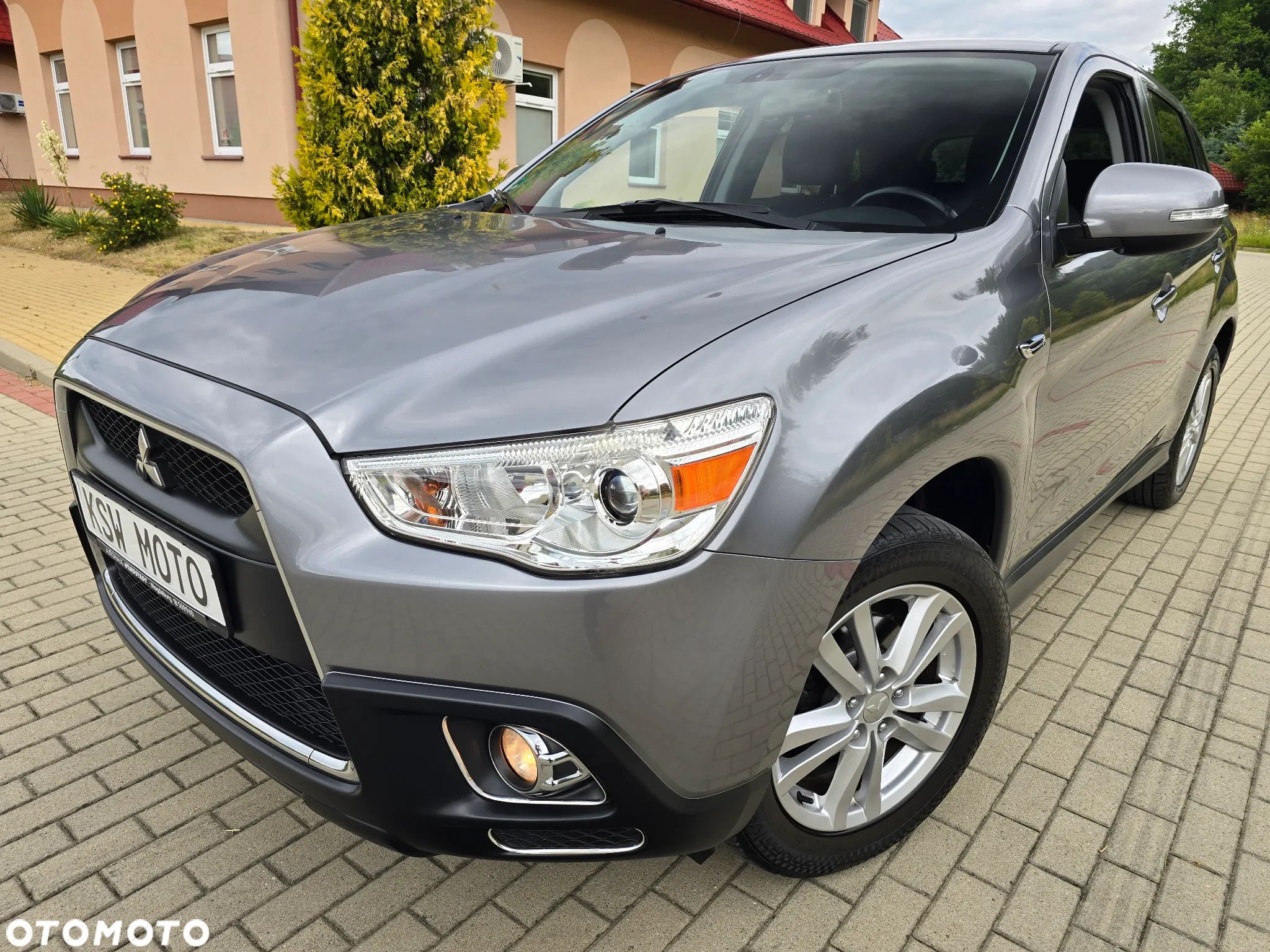 Mitsubishi ASX 1.6 2WD Comfort Edition - 1