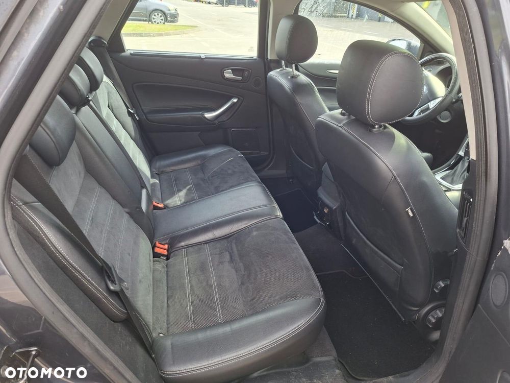 Ford Mondeo 2.0 TDCi S - 10