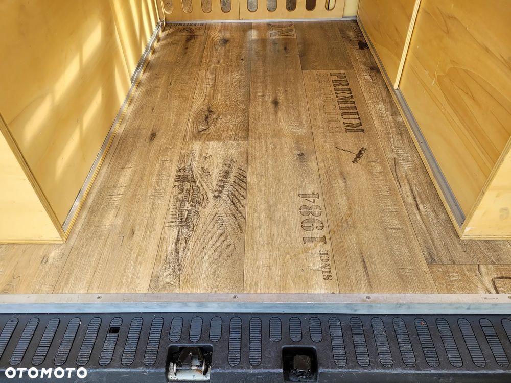 Renault Master - 25