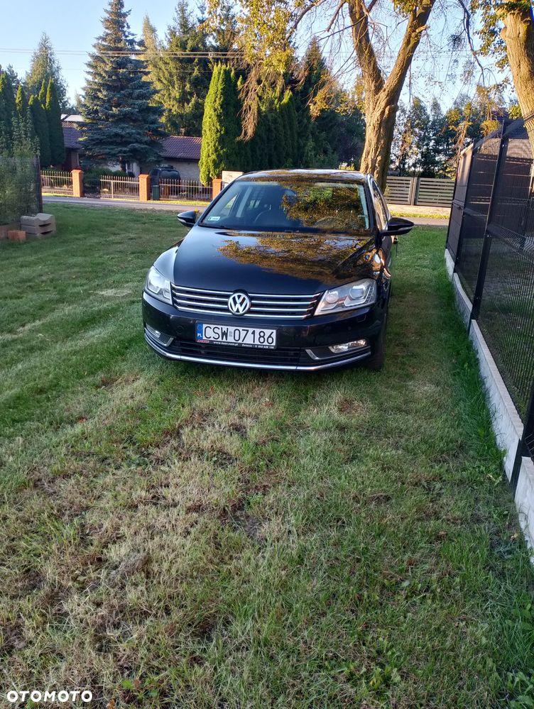 Volkswagen Passat - 18
