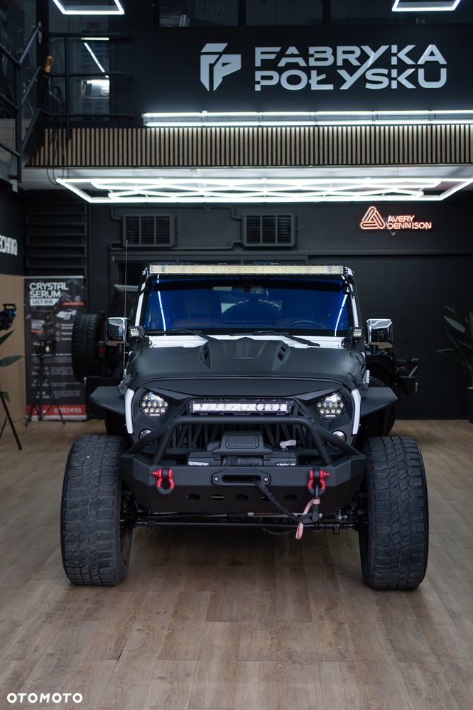 Jeep Wrangler 3.6 Unlim Sahara - 3