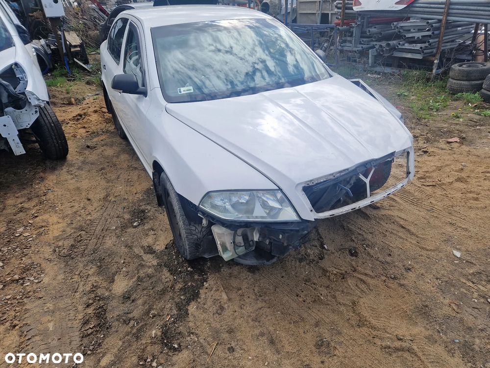 Skoda Octavia II F9E maska pokrywa silnika klapa bagażnika zderzak lampa reflektor pas przedni stop lampy - 1