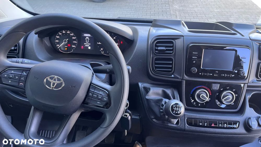Toyota Proace MAX - 9