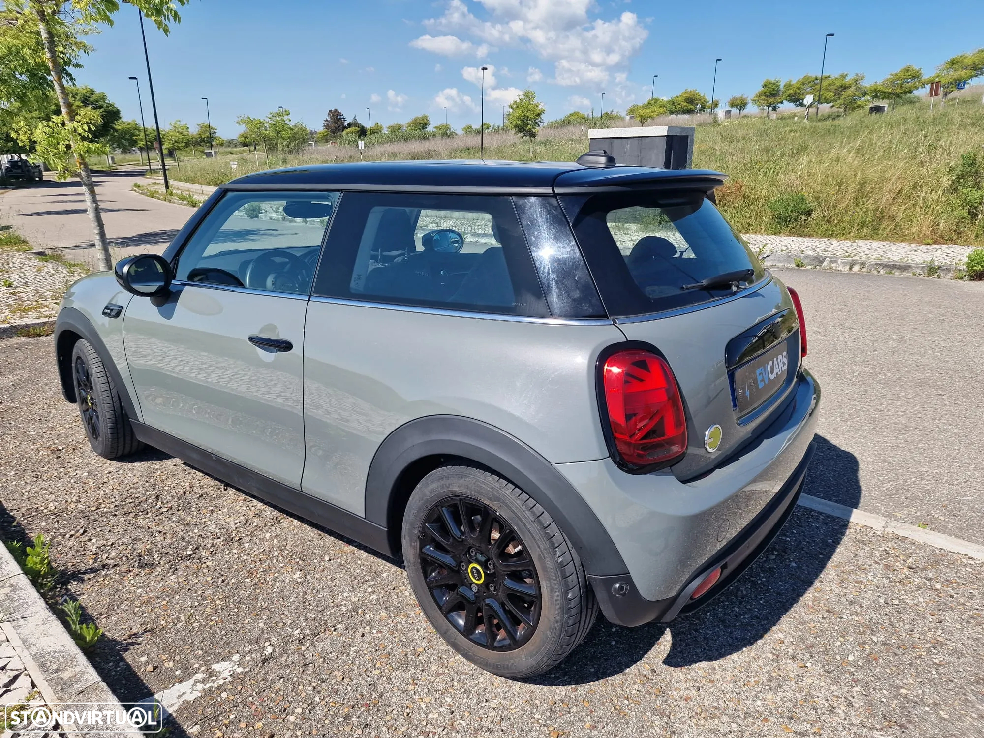 MINI 3 Portas Cooper SE Camden Edition - 23