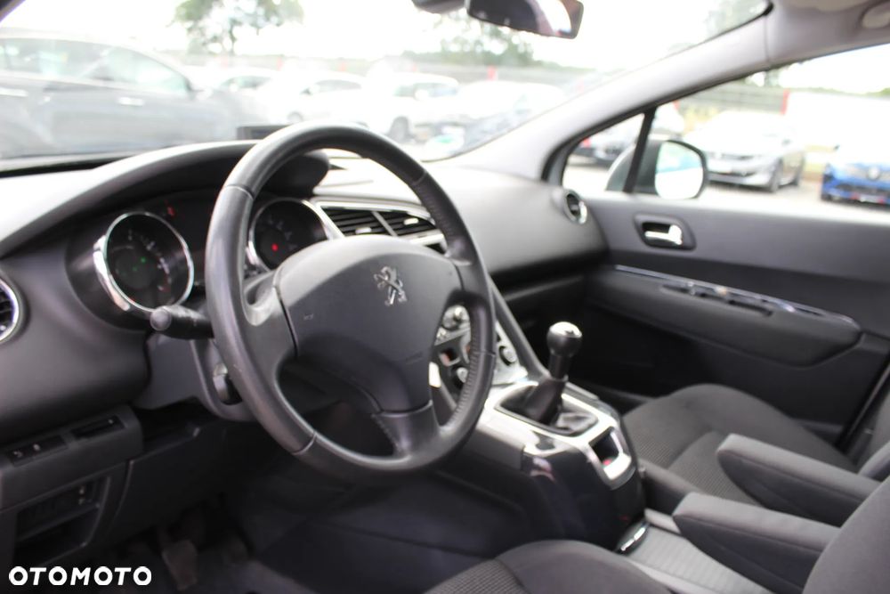 Peugeot 5008 120 VTi Premium - 21