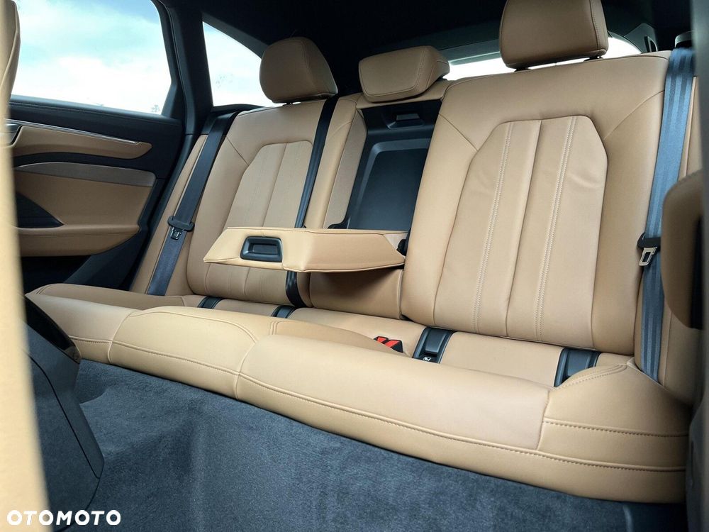 Audi A6 - 39