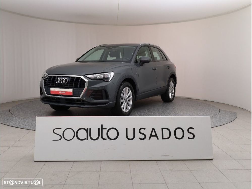 Audi Q3 45 TFSIe S tronic - 1