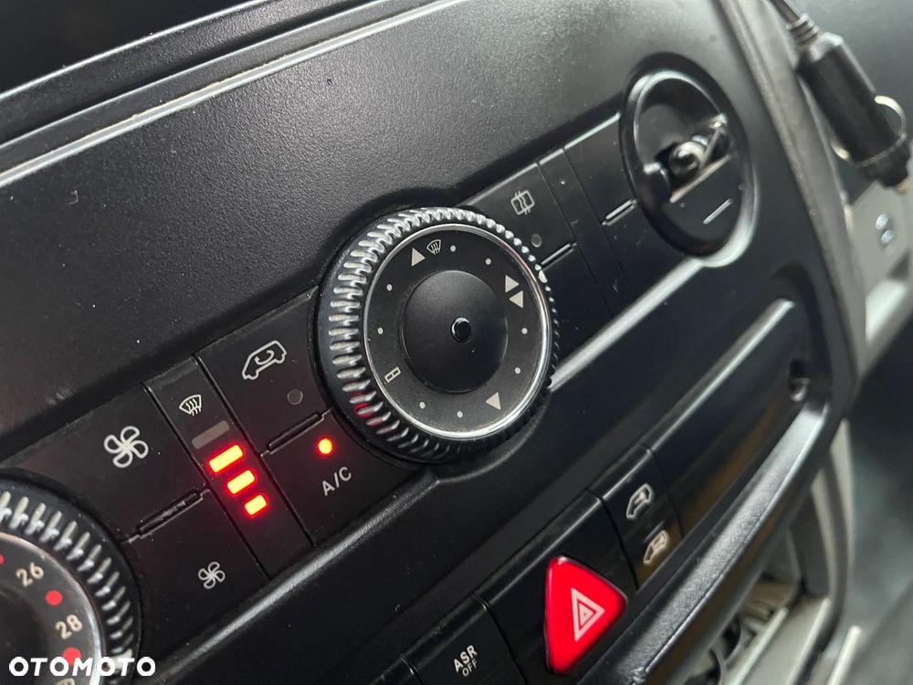 Mercedes-Benz Sprinter W906 313 CDI Średni Średniak L2H2 Brygadówka 6 Osobowy 6 Osób Dubel kabina 2009 ROK - 13