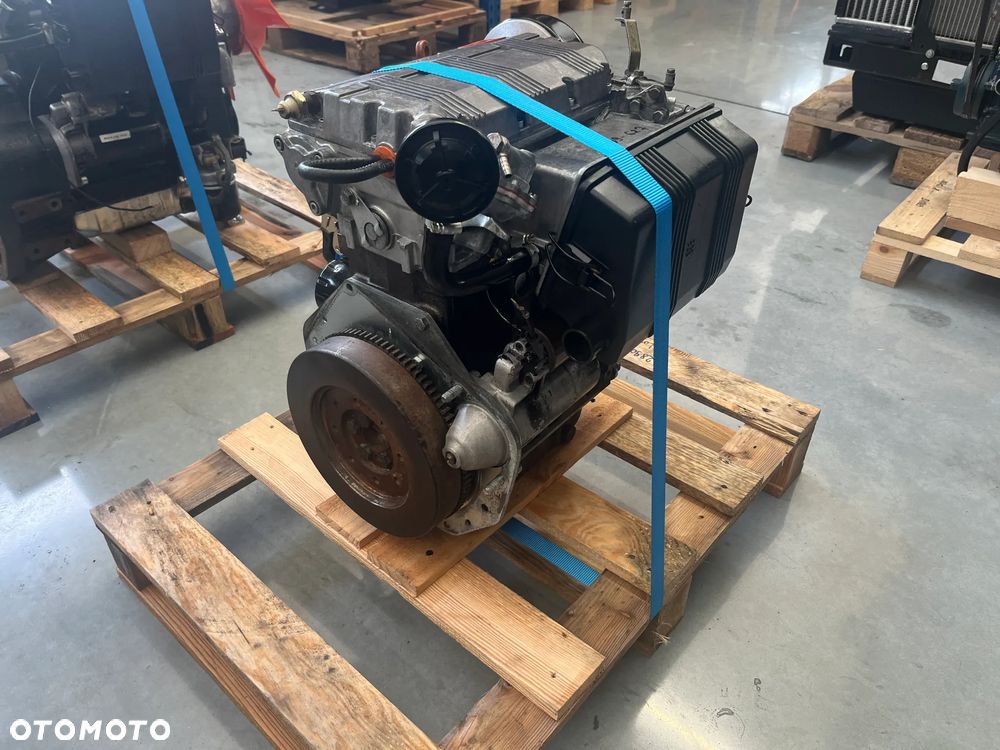 SILNIK F3M 1008 LOMBARDINI LDW 1003 FOCS 8942netto - 7