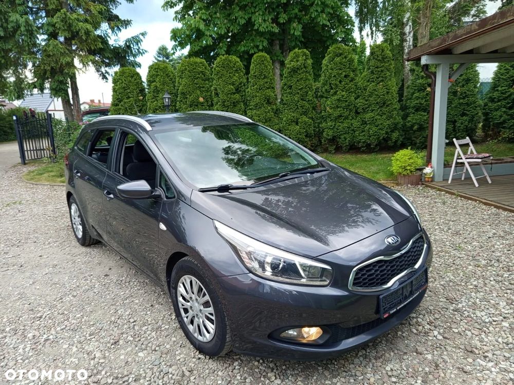 Kia Ceed 1.6 Crdi Comfort + - 5