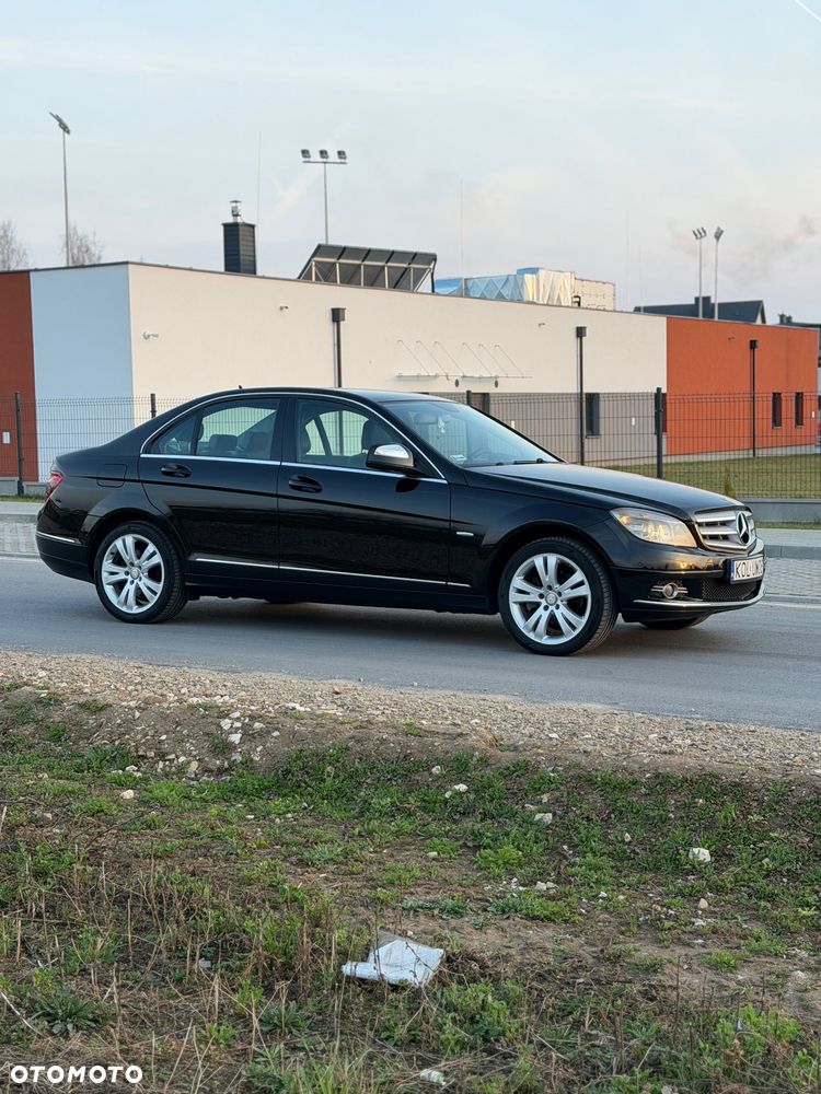 Mercedes-Benz Klasa C 220 CDI DPF Automatik Avantgarde - 20