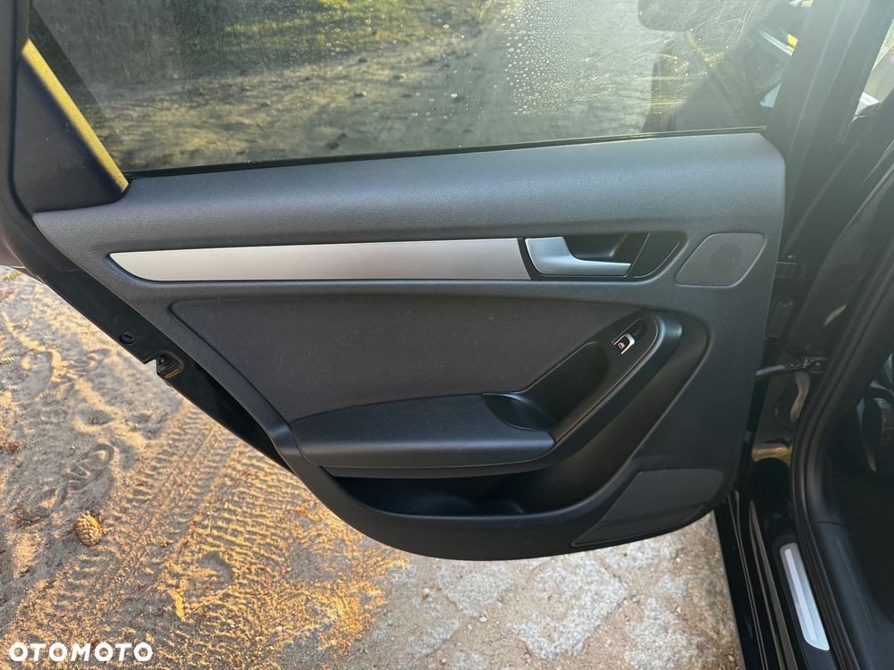 Audi A4 Avant 2.0 TDI ultra - 24