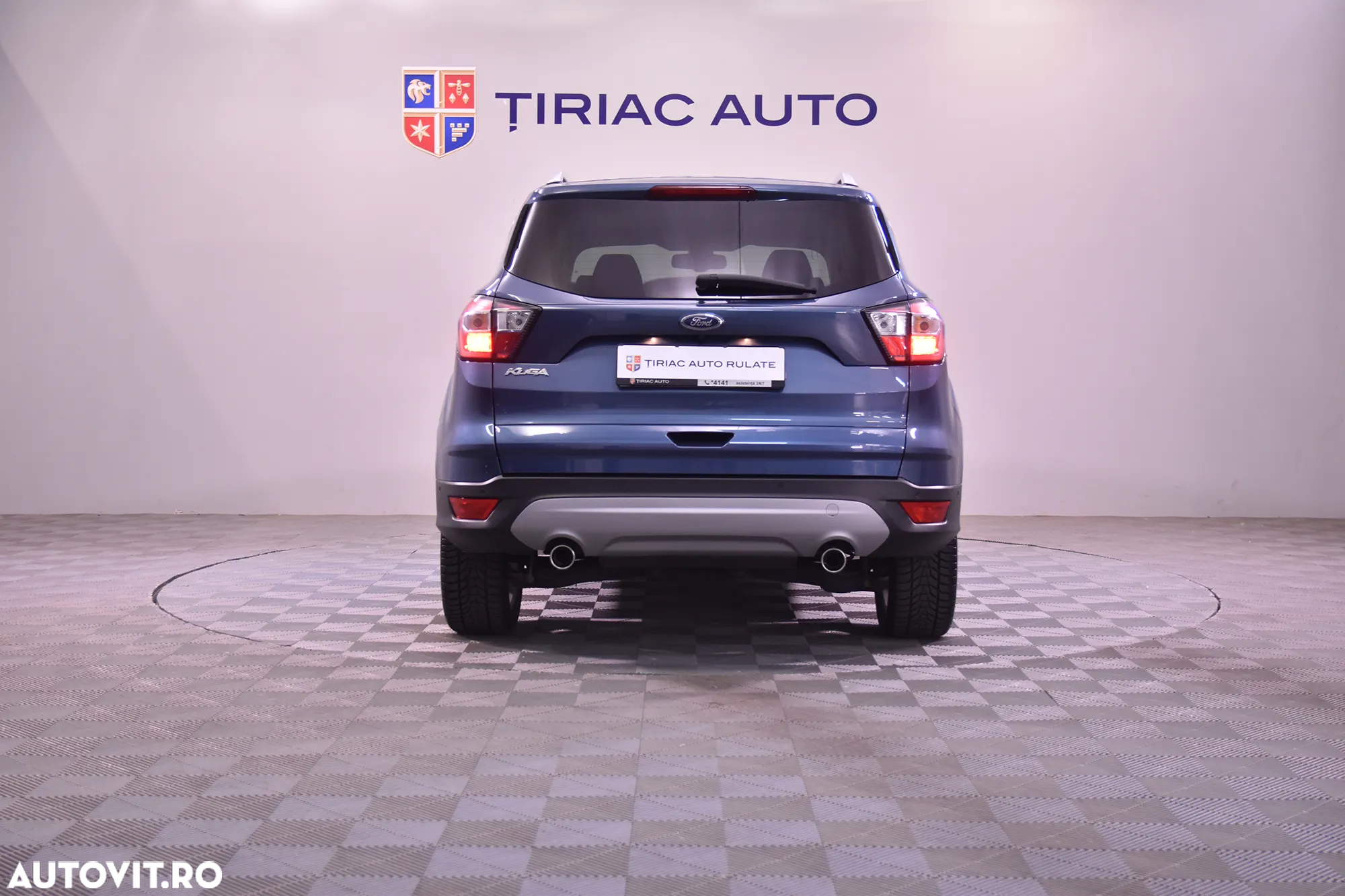 Ford Kuga - 4