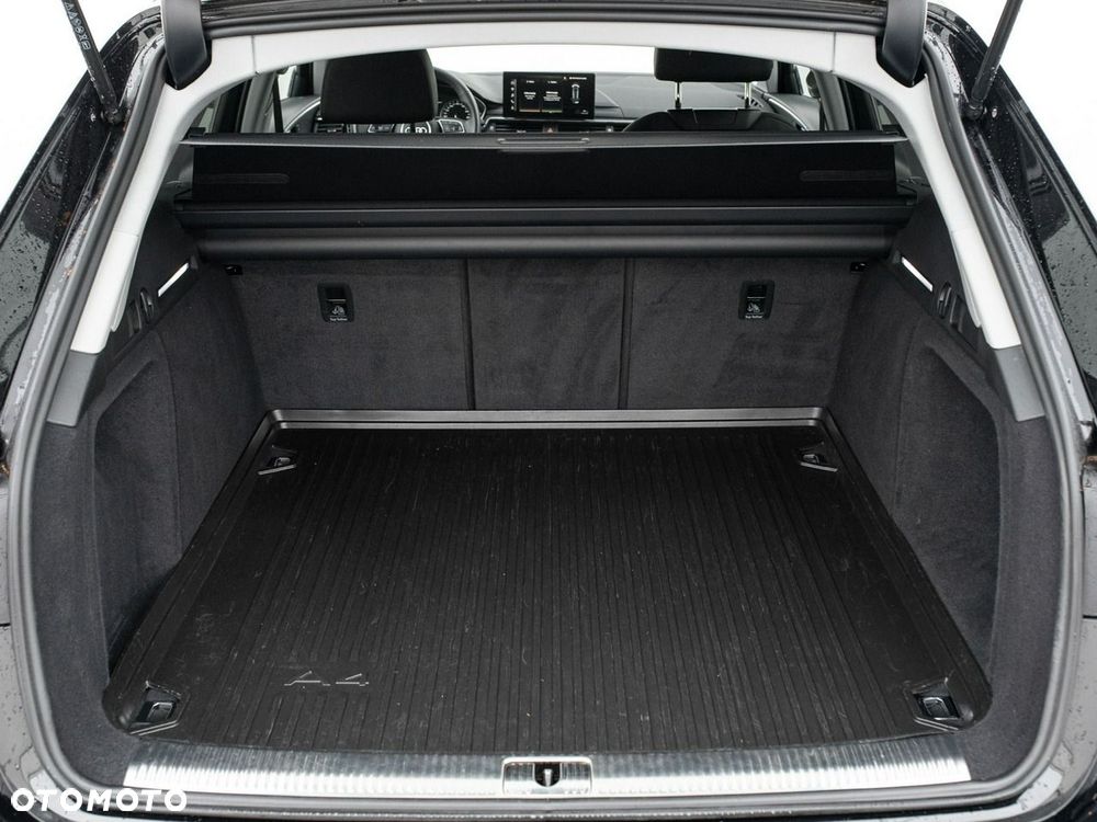 Audi A4 Avant 35 TDI mHEV S Line S tronic - 27