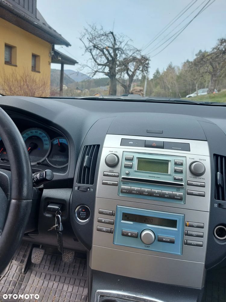 Toyota Corolla Verso 2.2 D-4D Prestige - 5