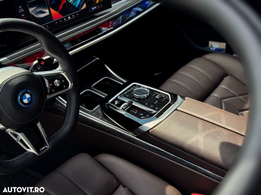 BMW Seria 7 - 16
