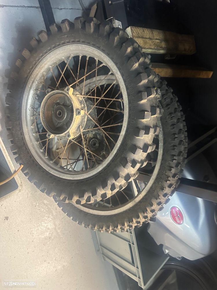 Yamaha Yz 125 ano 1981 - 6