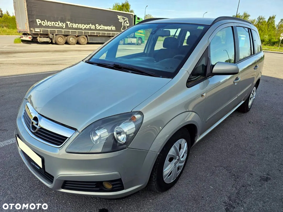 Opel Zafira 1.8 Cosmo - 33