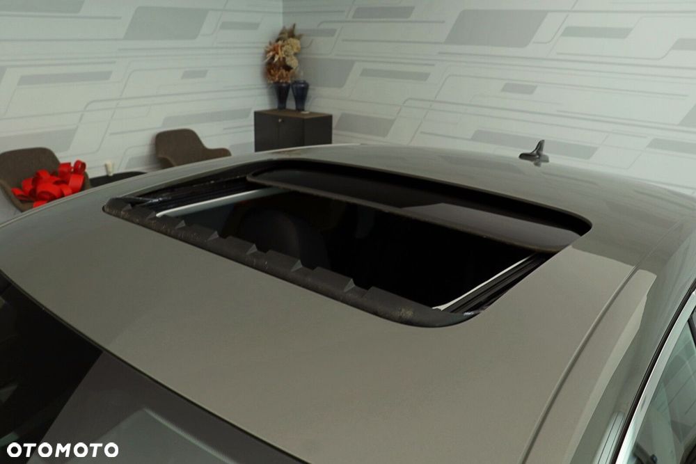 Audi A4 Limousine - 10
