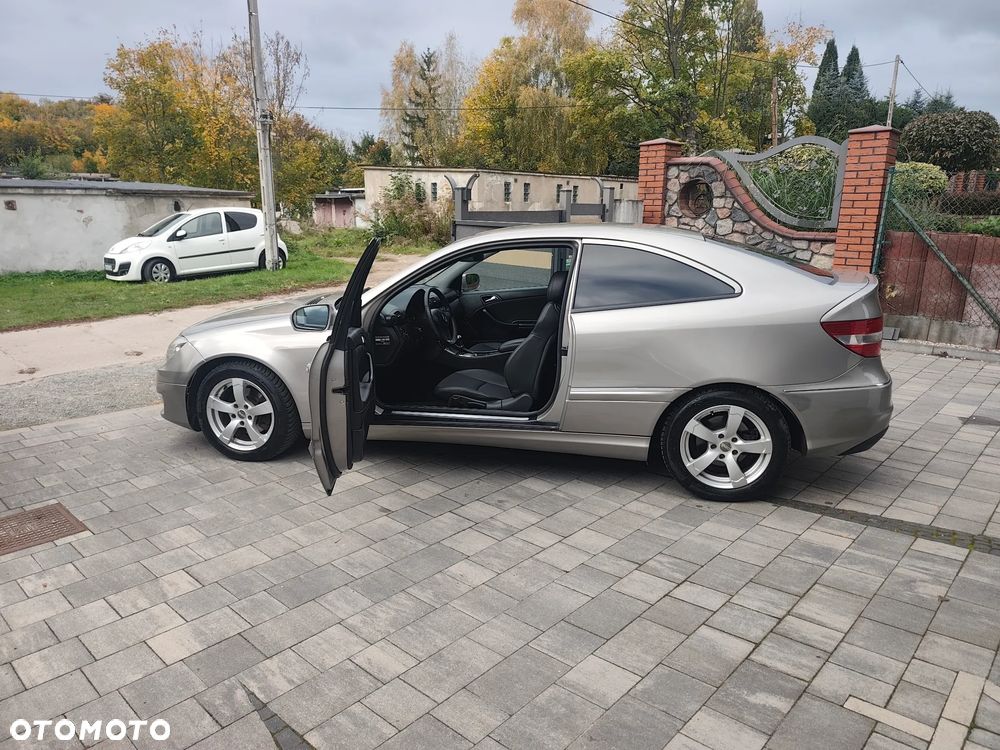 Mercedes-Benz CLC - 11