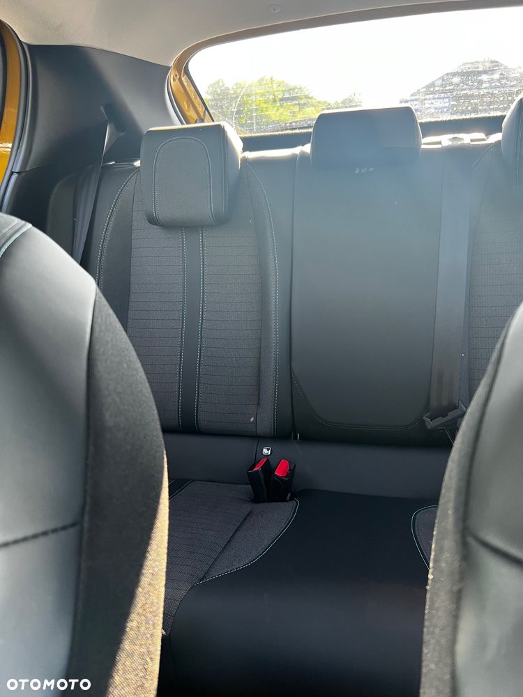 Peugeot 208 PureTech 100 EAT8 Allure Pack - 18